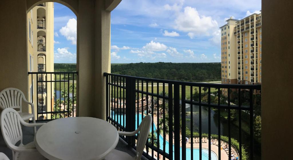 Lake Buena Vista Resort Village and Spa